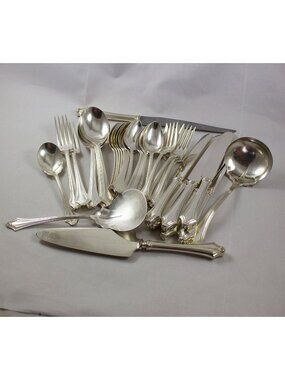 Antique Trenton Silverplate 1915 Wallace Silver 37 Pieces Pat. Feb 23 1915